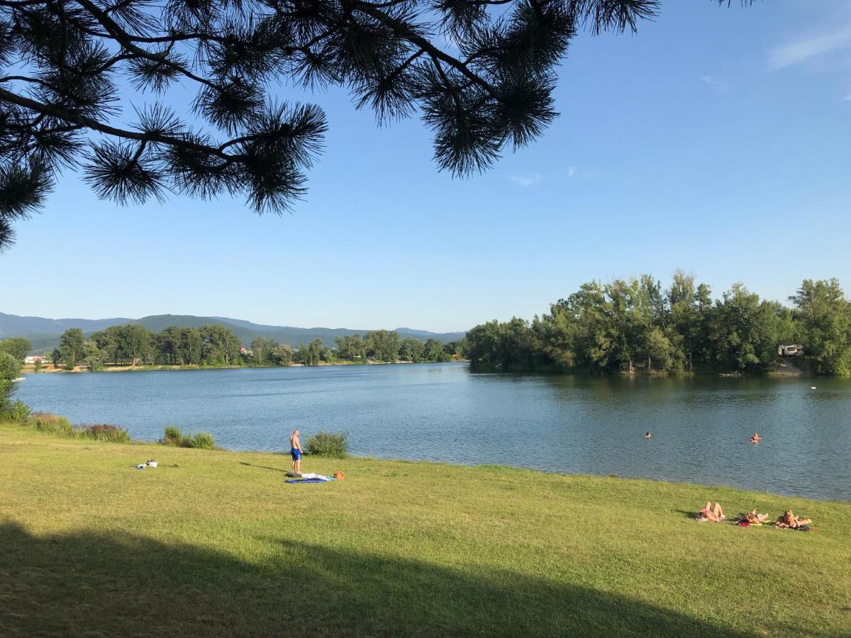 Bed & Breakfast Hotel Perla Nové Mesto nad Váhom 外观 照片