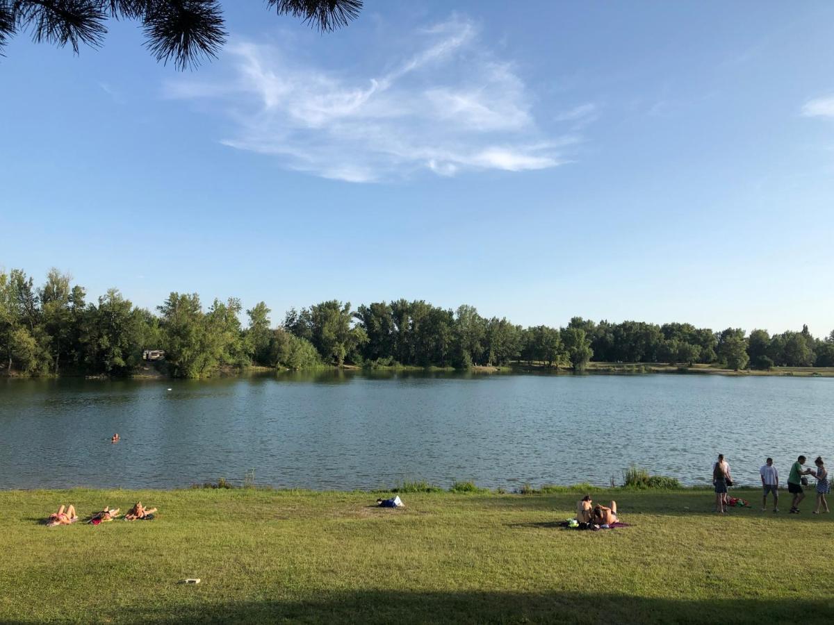 Bed & Breakfast Hotel Perla Nové Mesto nad Váhom 外观 照片