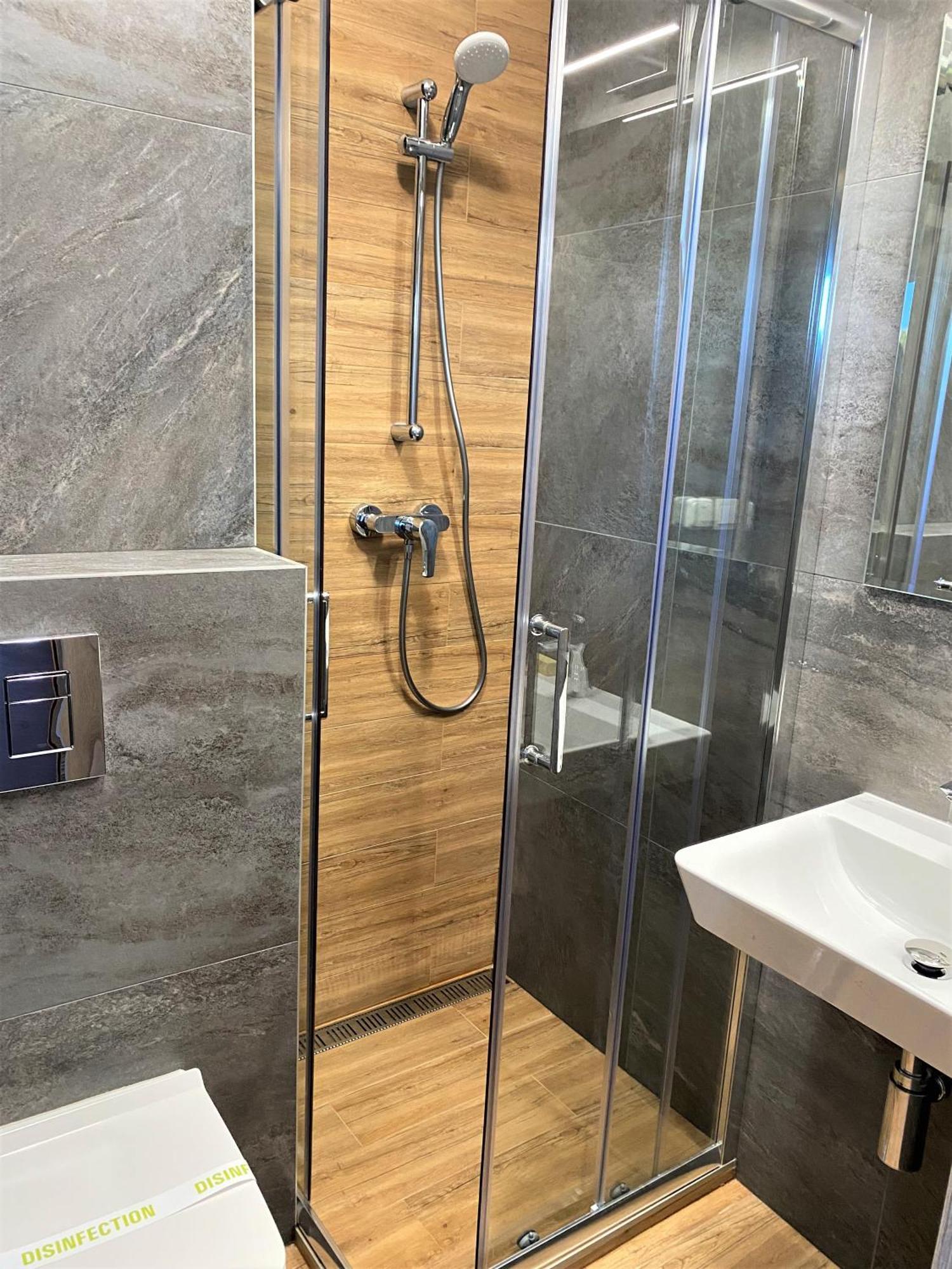 Bed & Breakfast Hotel Perla Nové Mesto nad Váhom 外观 照片