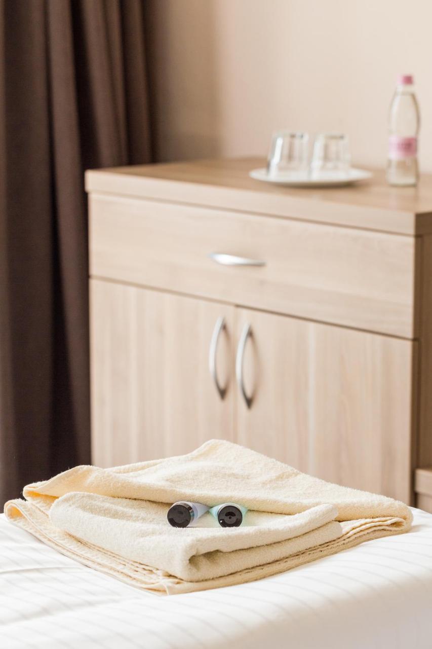 Bed & Breakfast Hotel Perla Nové Mesto nad Váhom 外观 照片